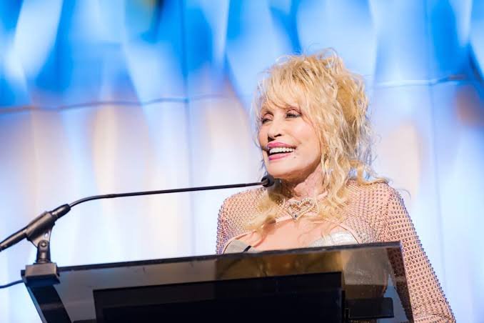 Dolly Parton Reveals She’s Moving Dollywood to the Moon for ‘Galactic Fun’…see..more….