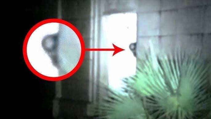 Guests Report Seeing Ghost of Dolly Parton in Dollywood’s Old Mill
