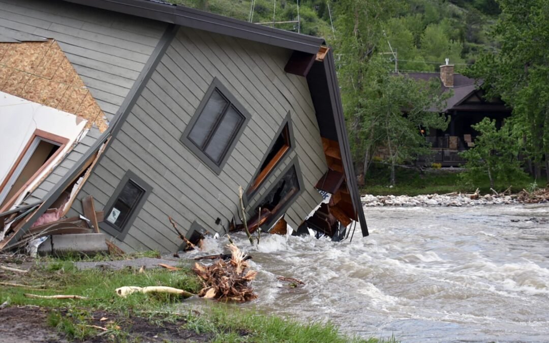 BREAKING NEWS: Ontario Under Mandatory Evacuation Order Due to Impending Flood…see..more