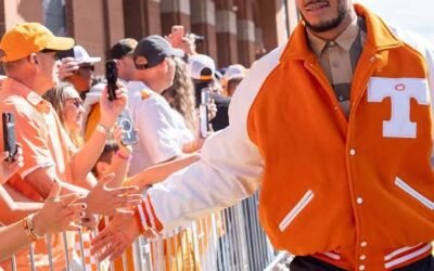 BREAKING NEWS: Tennessee Vols Dylan Sampson and Bru McCoy donates a staggering $8.5 million from their salary. According to a close source, this generous contribution will be split between the Vols and ….. read full epic news details below…..