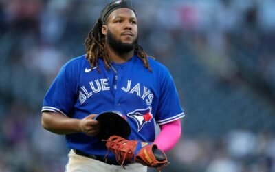 BREAKING: Toronto Blue Jays first baseman Vladimir Guerrero Jr. is making headlines as he is expected to sign a 9-year, $836 million contract this offseason with an average annual value of $65 million. Making headlines among MLB fans……..