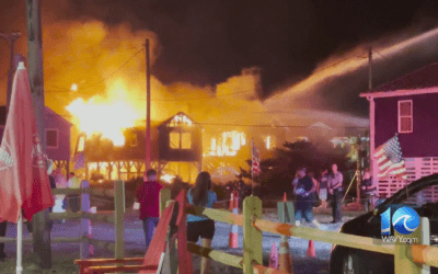 JUST NOW: Few minutes ago Davastating: fire burn down the Biggest Restaurant in OBX Outer Banks NC Causing Devastation and Life Including Five neighbouring due to.…