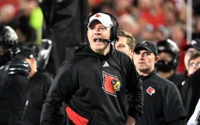 Huge Setback: Louisville Cardinals Head Coach Jeff Brohm Just Angrily Announces His Resignation And Departure Immediately After Facing….see more..