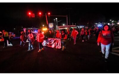 BREAKING NEWS:small shack with a large letter Phillipsburg burns atop of the bonfire as Easton Area High School lights up outer bank obx due to…