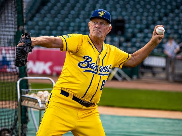 Congratulations: Savannah Bananas Appoint Baseball Legend Bill “Spaceman” Lee as New Managing Director, Lee’s selection comes after months of careful deliberation and serious consideration by the board. Sources close confirmed that Lee emerged as the top choice early in the process, thanks to his unmatched leadership qualities.