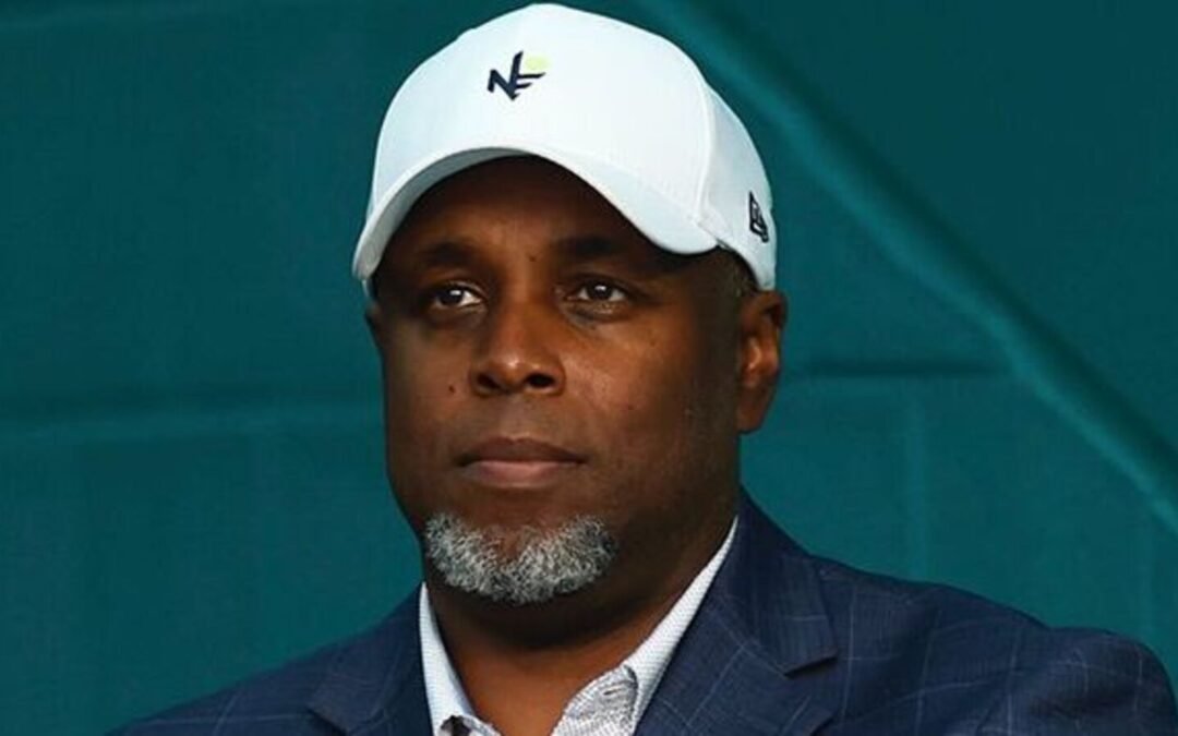 TRADE DEAL: Dolphins Trade Talks Expected to Intensify Following Firing of GM Chris Grier